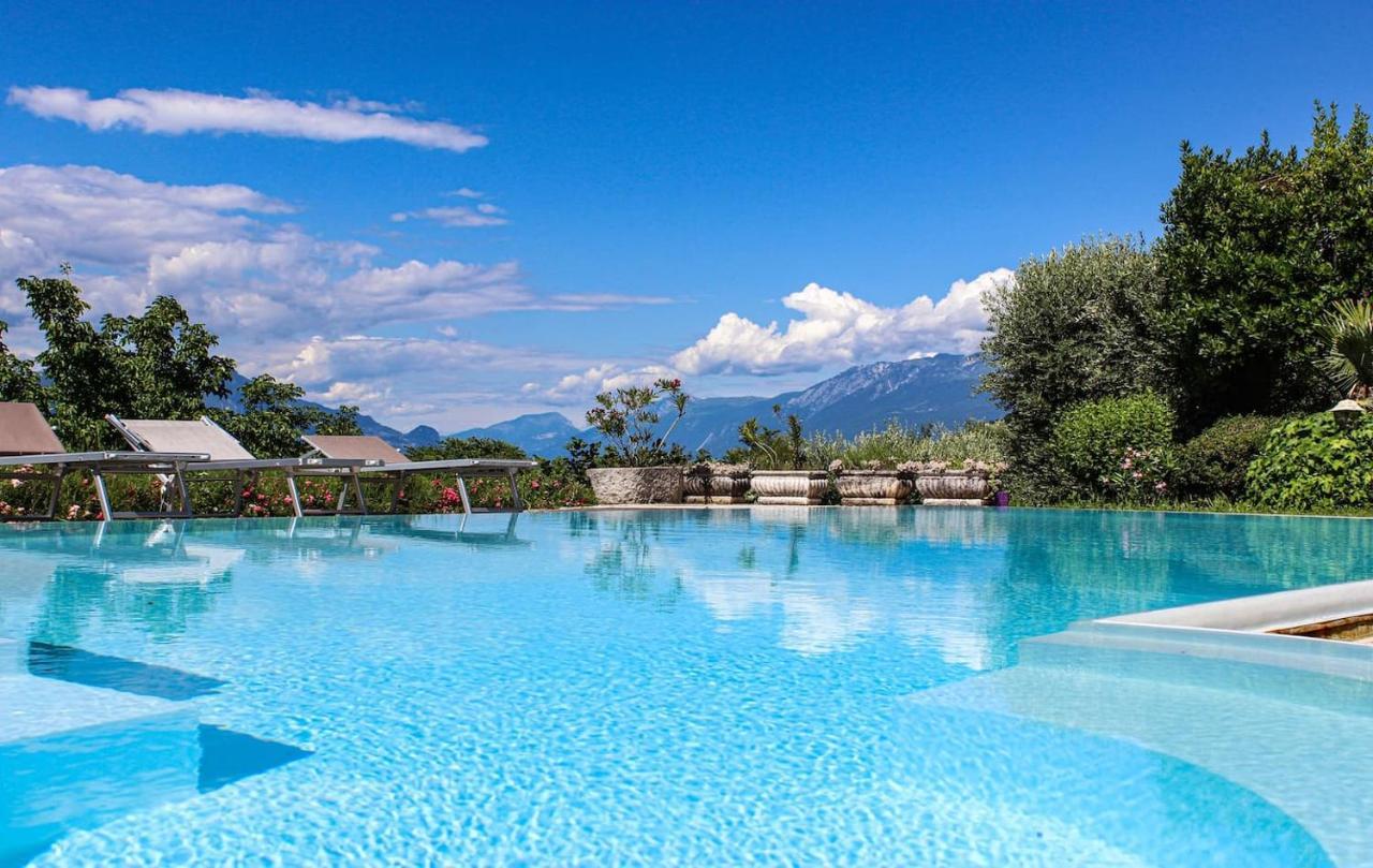 Villa Elena Appartamento In Villa Montinelle Экстерьер фото